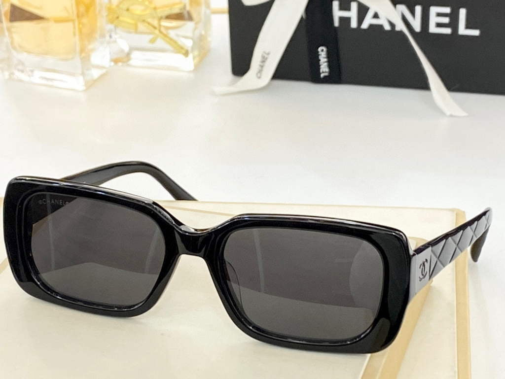Chanel Cat Eye Sunglasses Luxury Chanel Shield Sport Fashion Show 993026