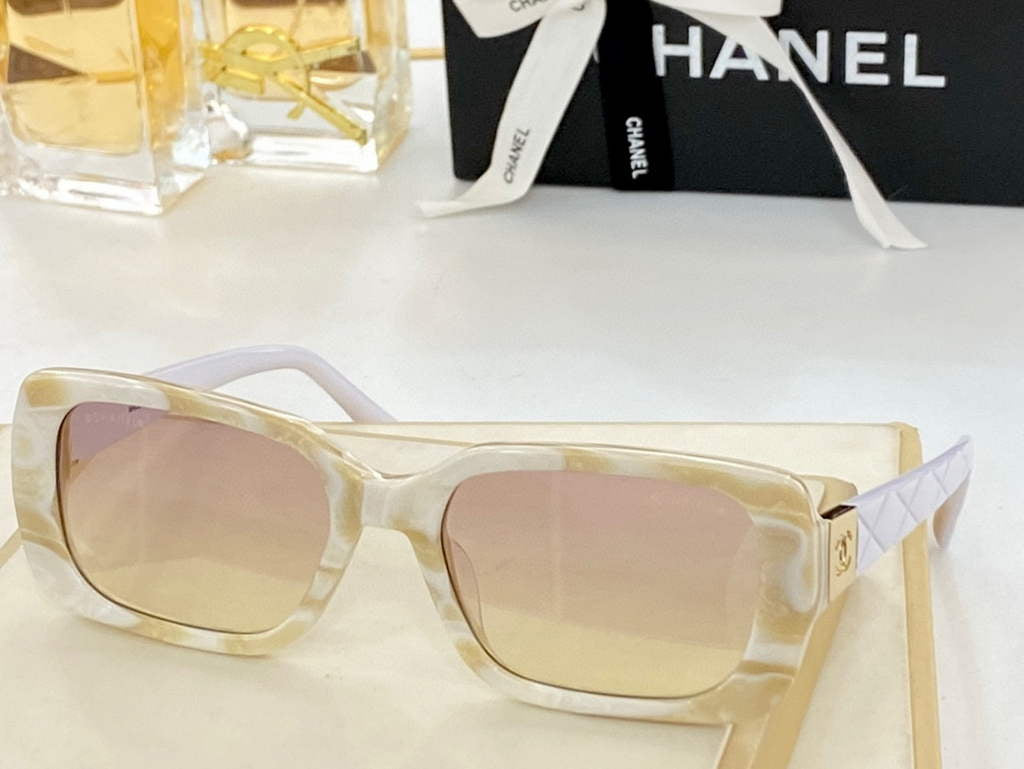 Chanel Cat Eye Sunglasses Luxury Chanel Shield Sport Fashion Show 993028
