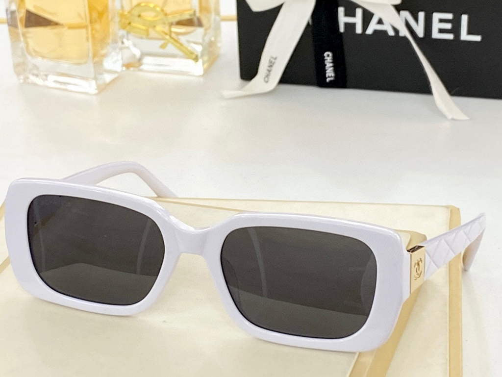 Chanel Cat Eye Sunglasses Luxury Chanel Shield Sport Fashion Show 993029