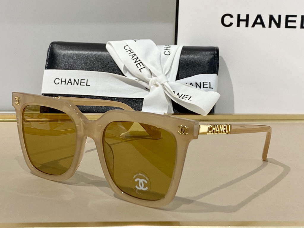 Chanel Cat Eye Sunglasses Luxury Chanel Shield Sport Fashion Show 993035