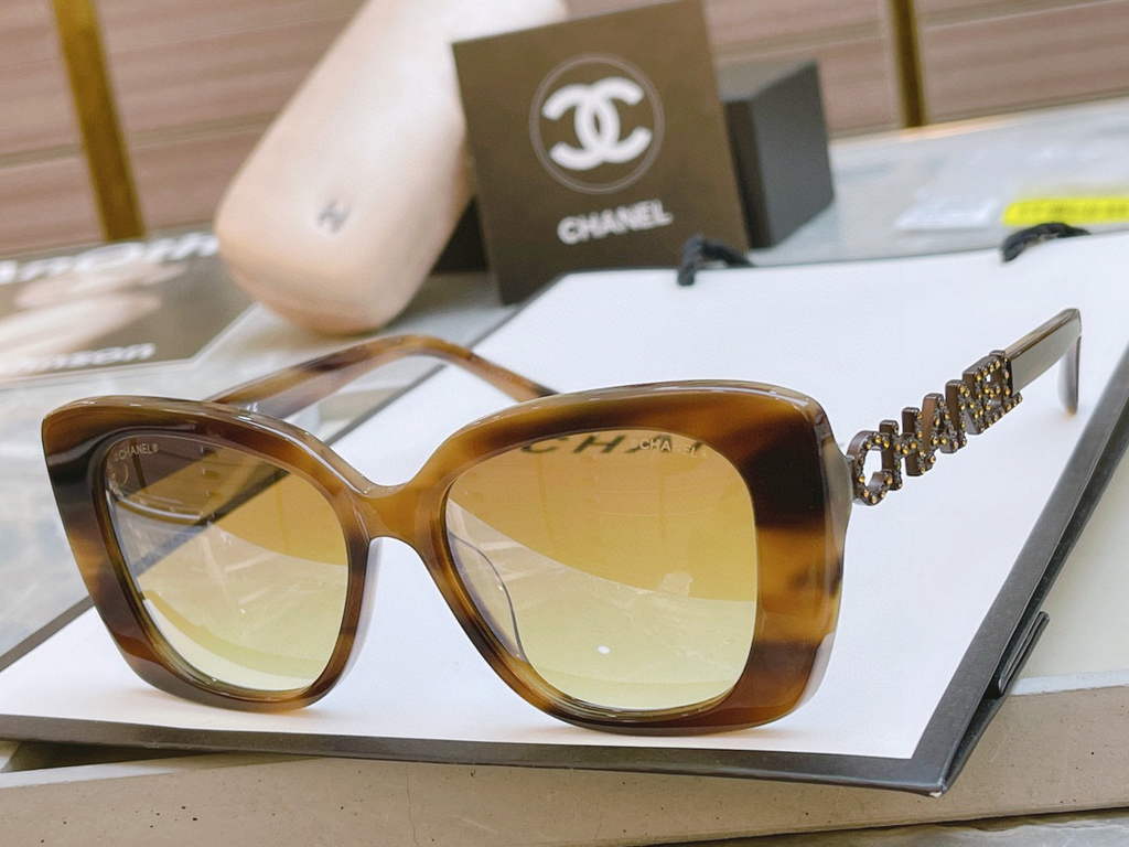 Chanel Cat Eye Sunglasses Luxury Chanel Shield Sport Fashion Show 993042