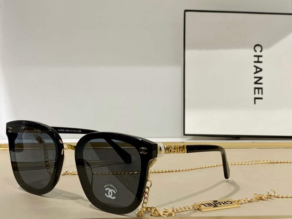 Chanel Cat Eye Sunglasses Luxury Chanel Shield Sport Fashion Show 993071