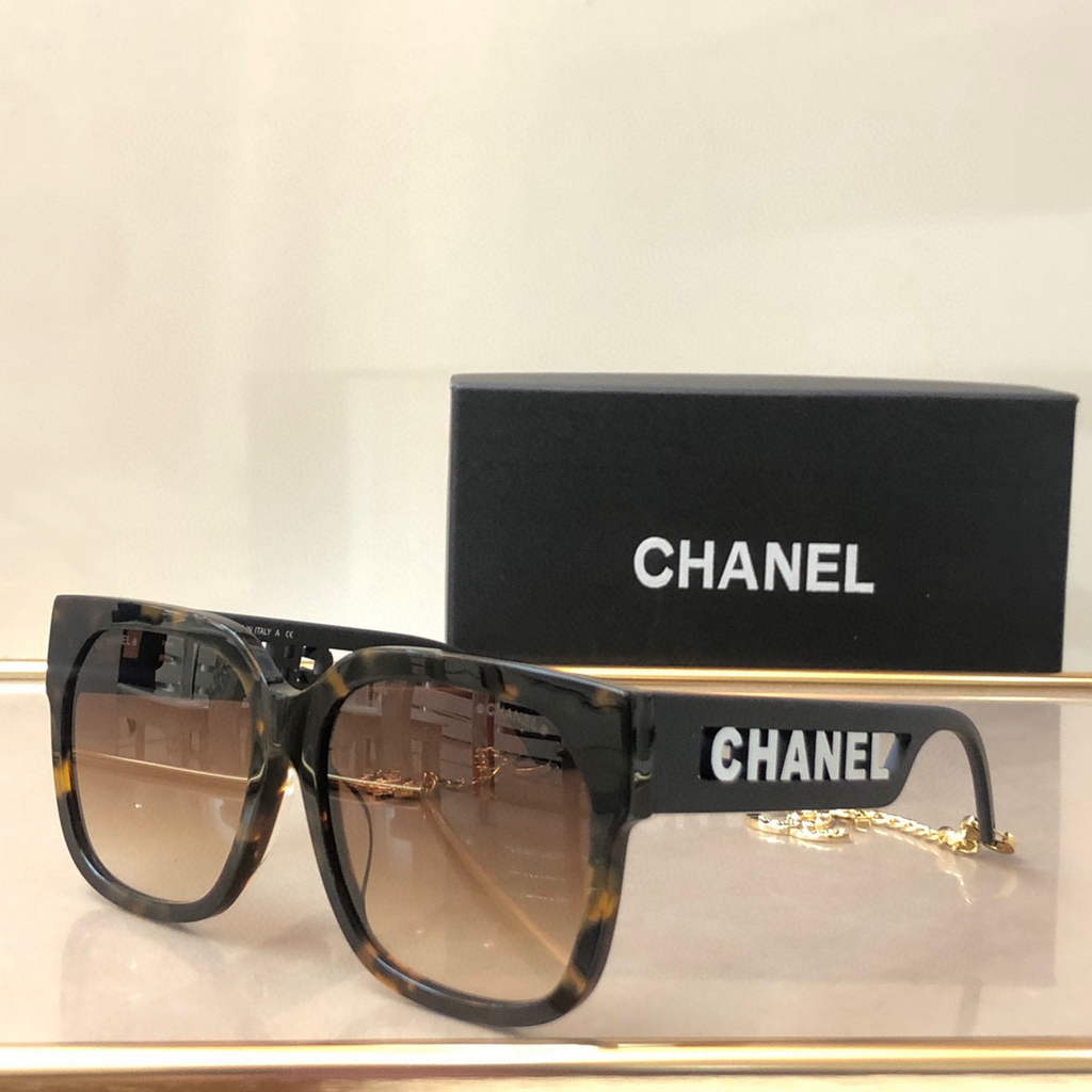 Chanel Cat Eye Sunglasses Luxury Chanel Shield Sport Fashion Show 993077