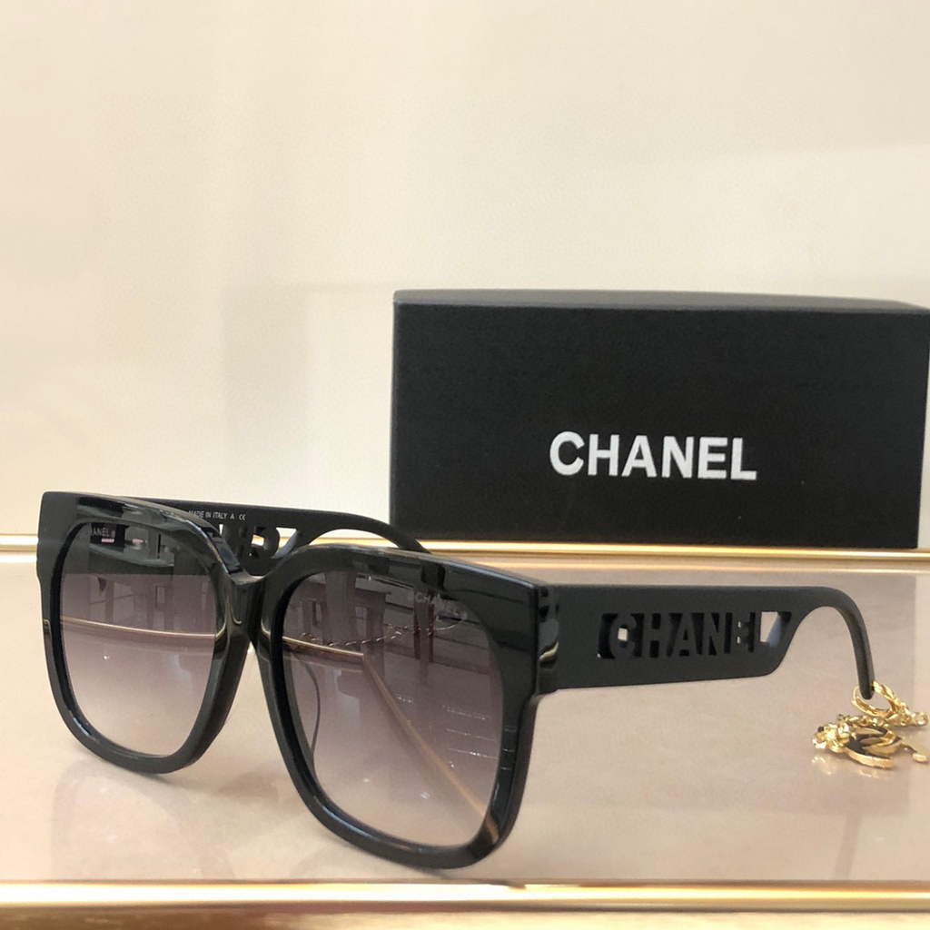 Chanel Cat Eye Sunglasses Luxury Chanel Shield Sport Fashion Show 993078