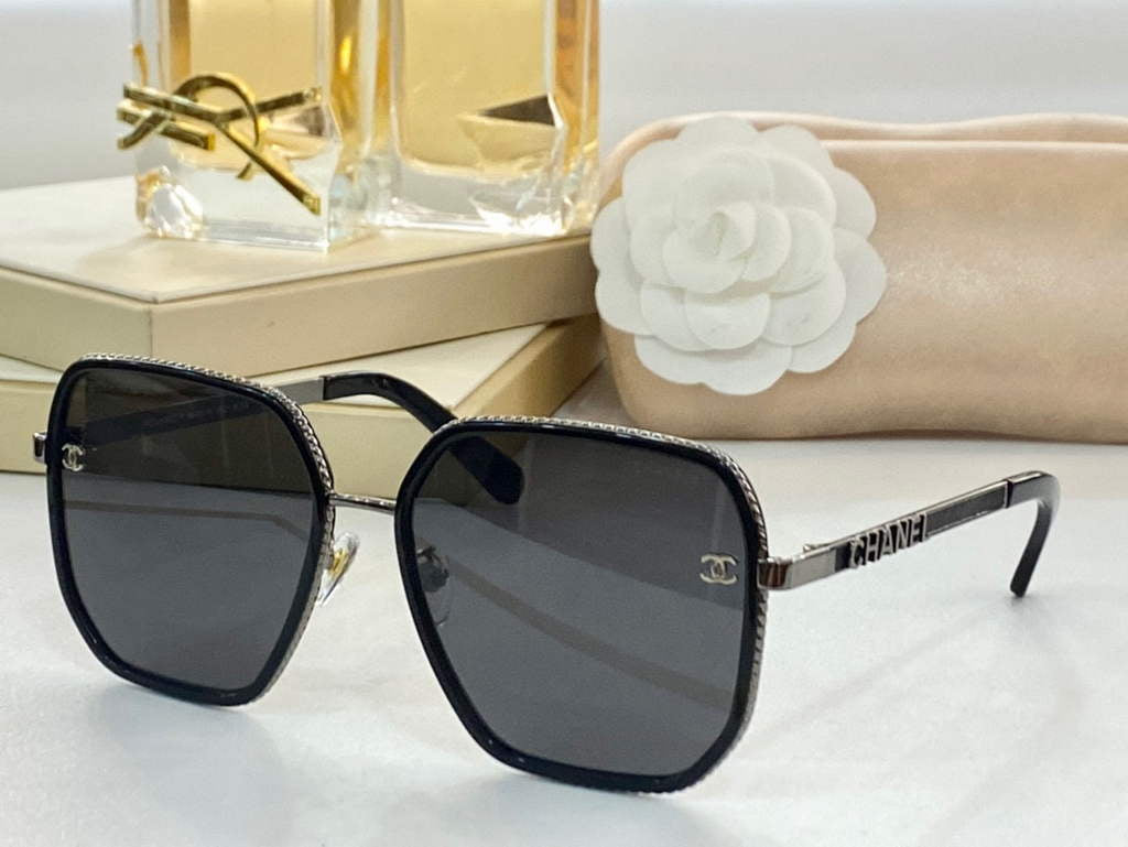 Chanel Cat Eye Sunglasses Luxury Chanel Shield Sport Fashion Show 993124