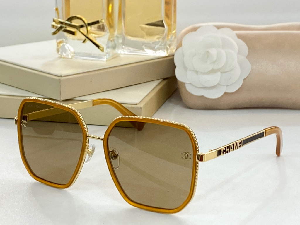 Chanel Cat Eye Sunglasses Luxury Chanel Shield Sport Fashion Show 993126