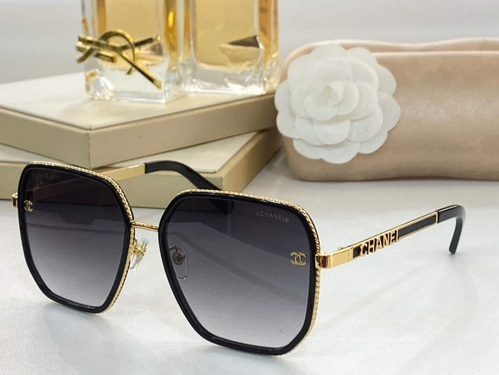 Chanel Cat Eye Sunglasses Luxury Chanel Shield Sport Fashion Show 993128
