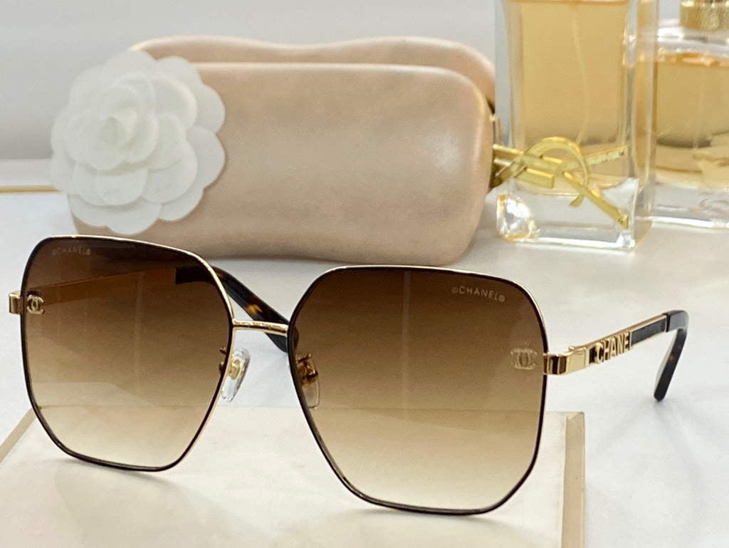 Chanel Cat Eye Sunglasses Luxury Chanel Shield Sport Fashion Show 993133