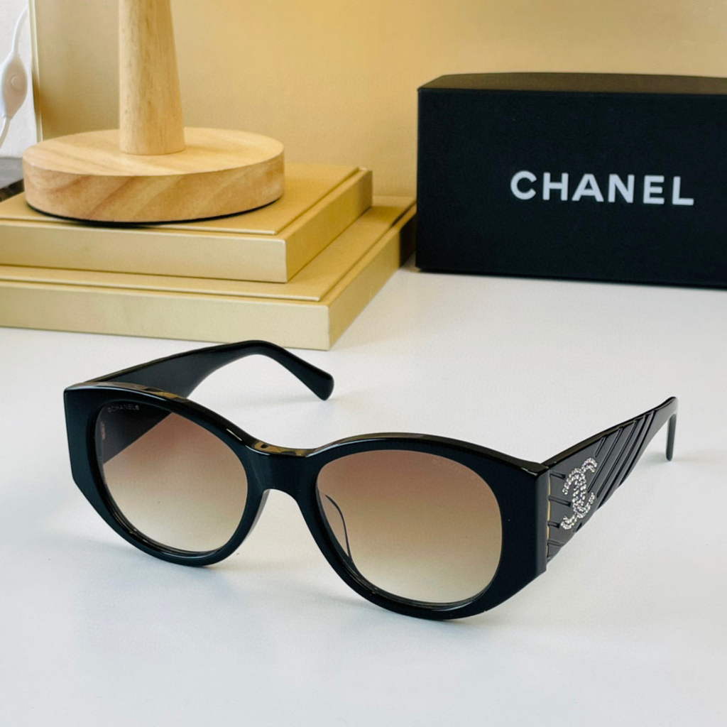 Chanel Cat Eye Sunglasses Luxury Chanel Shield Sport Fashion Show 993150