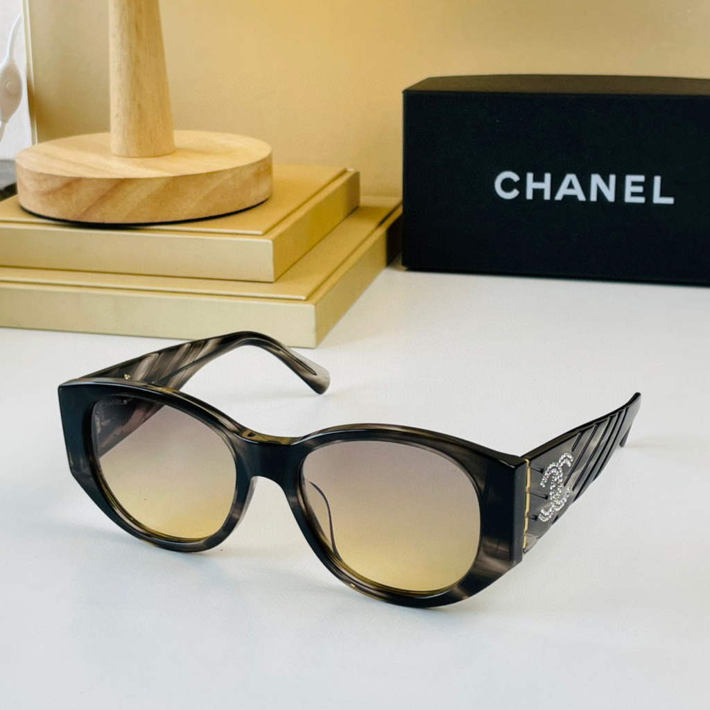 Chanel Cat Eye Sunglasses Luxury Chanel Shield Sport Fashion Show 993151