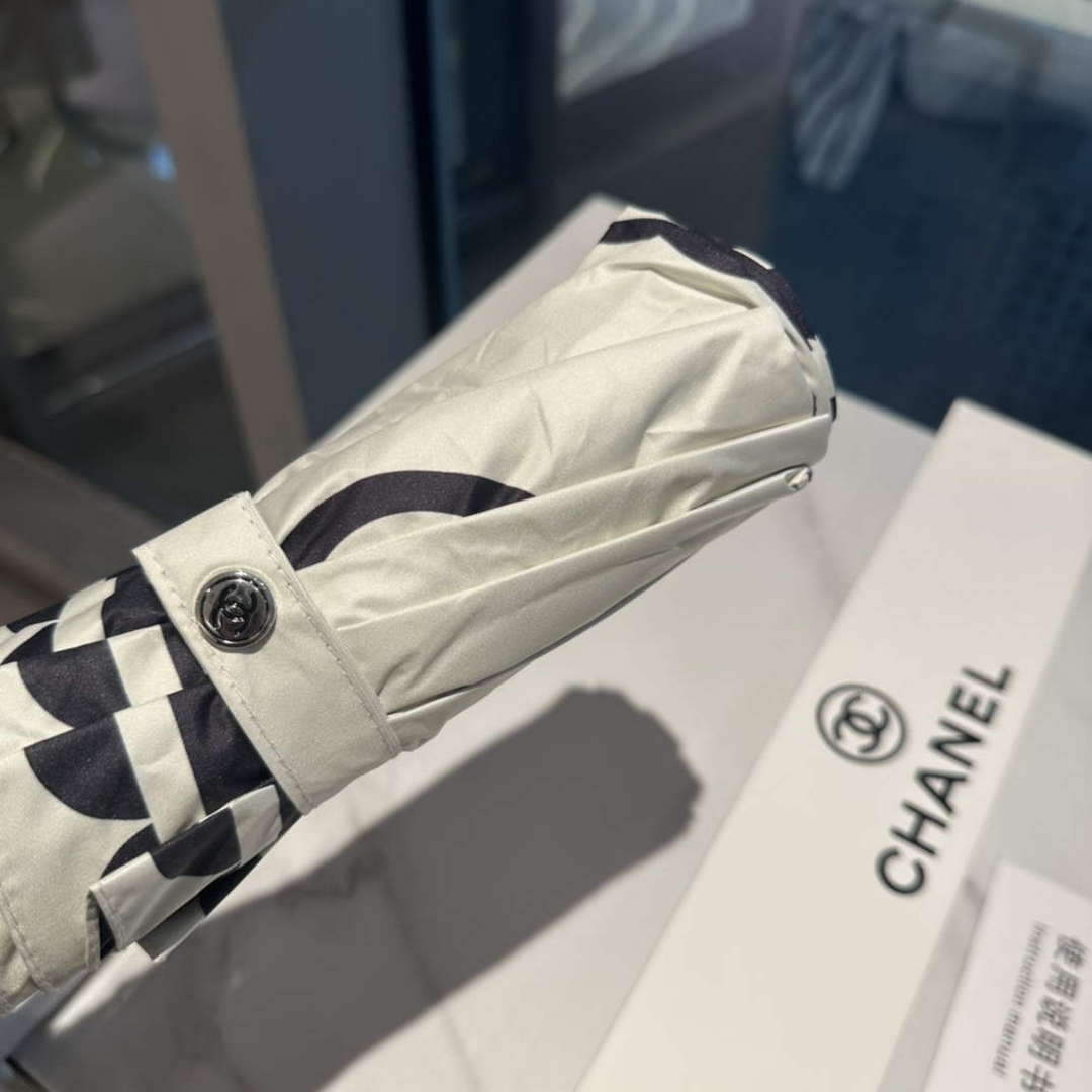 Chanel Three Fold Automatic Folding Sun Umbrella C855640