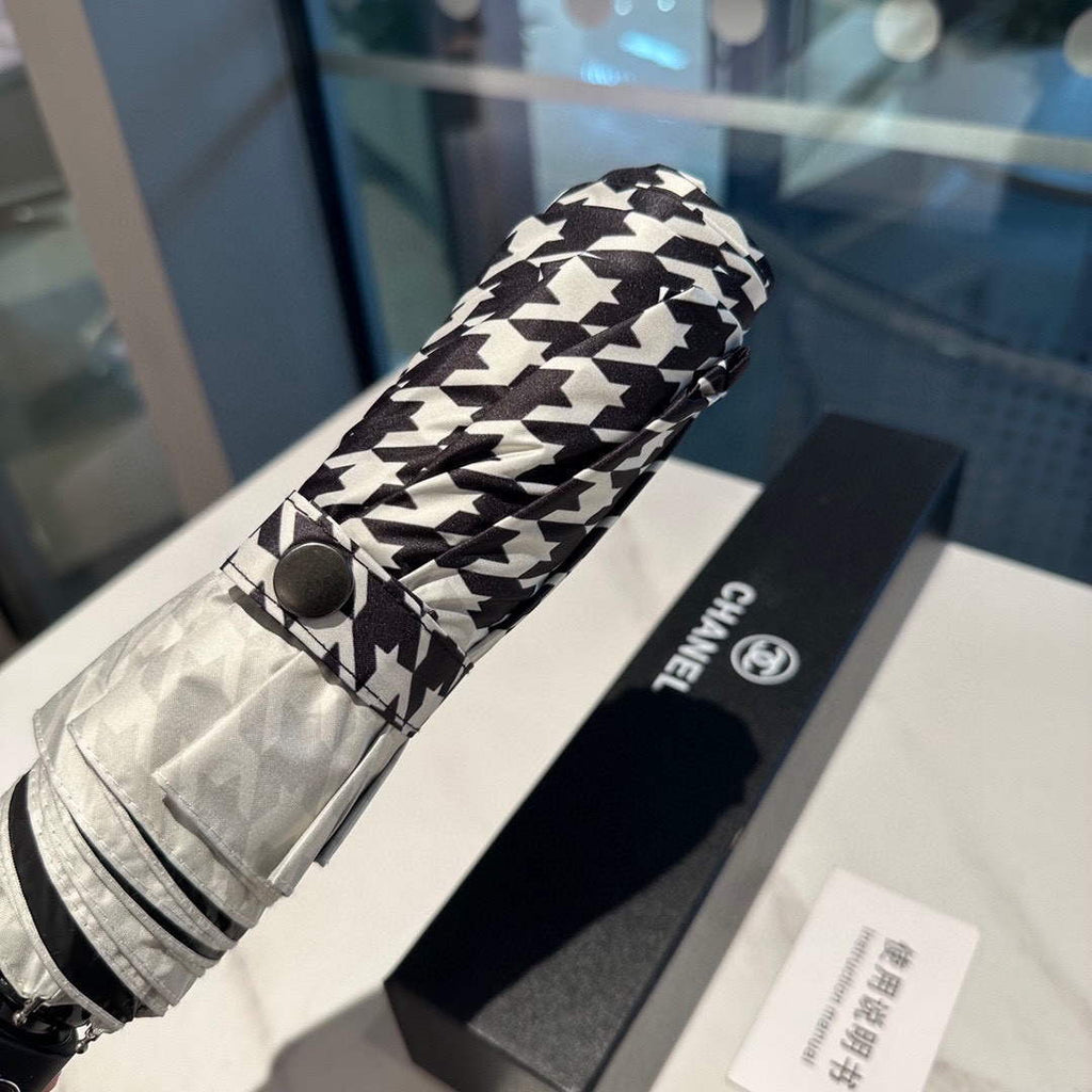 Chanel Three Fold Automatic Folding Sun Umbrella C855644