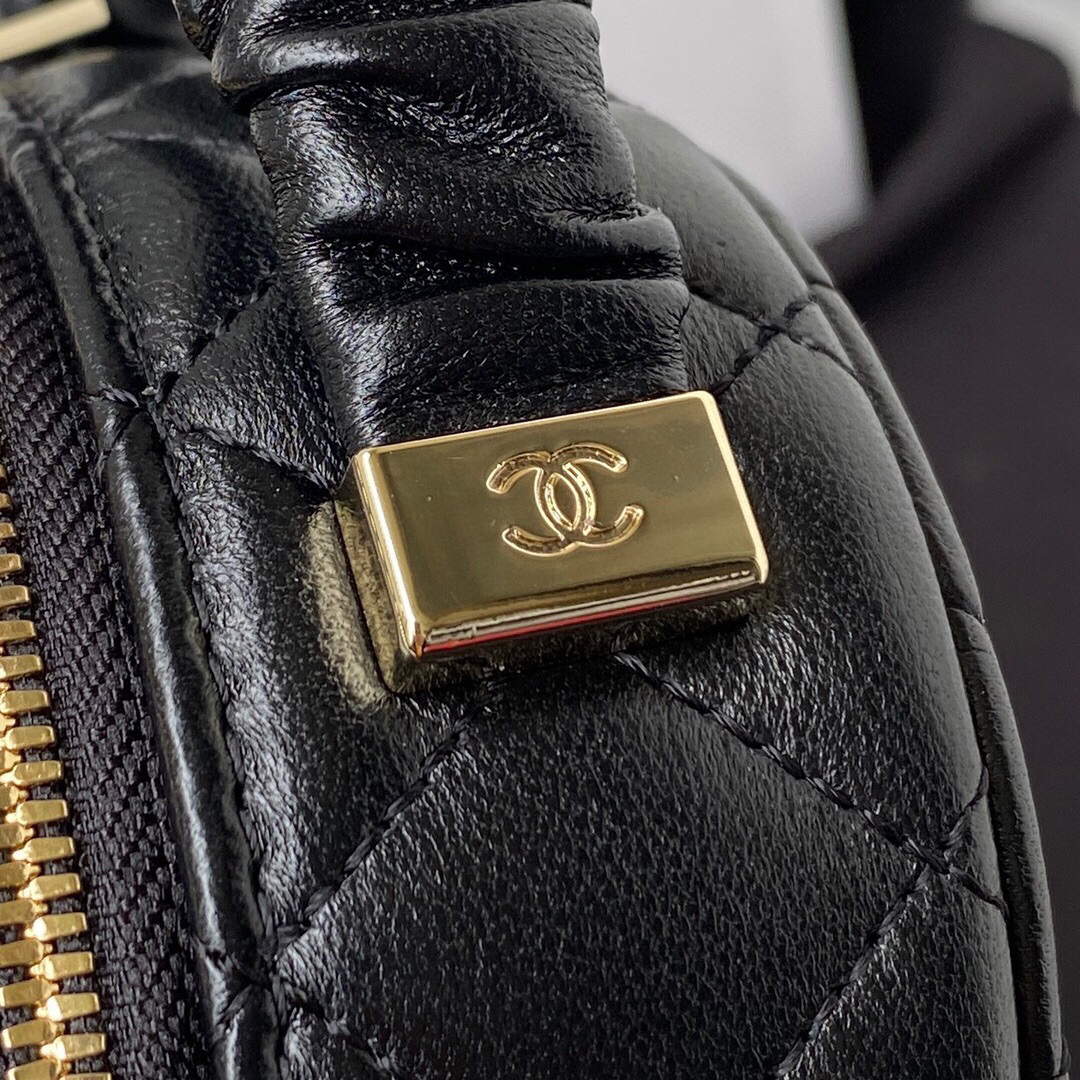 Chanel Vanity Case Shiny Lambskin Gold AP2731 Black - Default Title - View 4