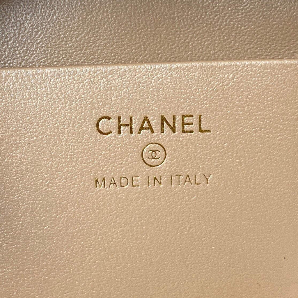 Chanel Vanity Case Shiny Lambskin Gold AP2731 Black
