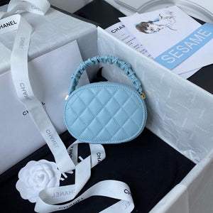 Chanel Vanity Case Shiny Lambskin Gold AP2731 Blue - Default Title - View 2