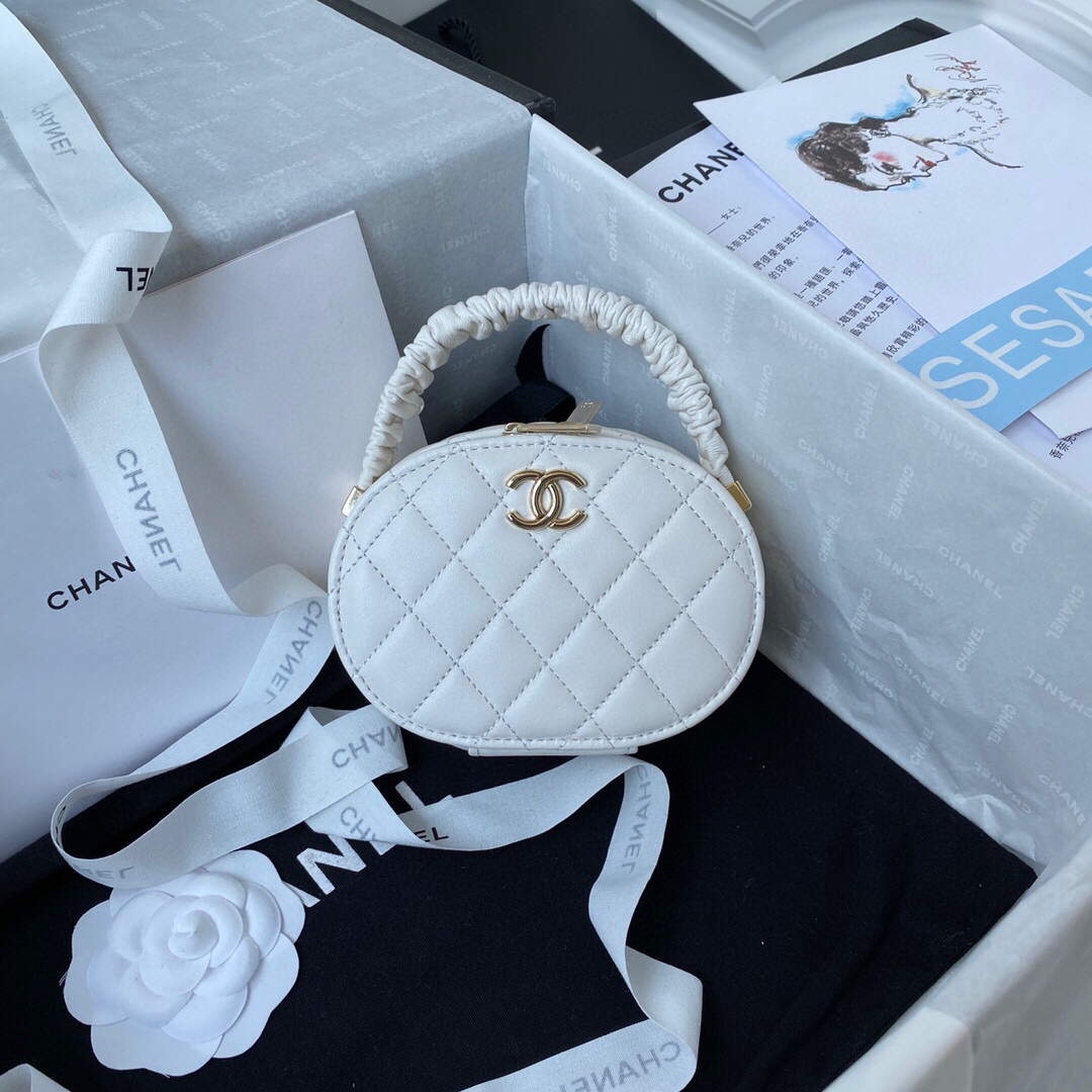 Chanel Vanity Case Shiny Lambskin Gold AP2731 White - Default Title - View 1