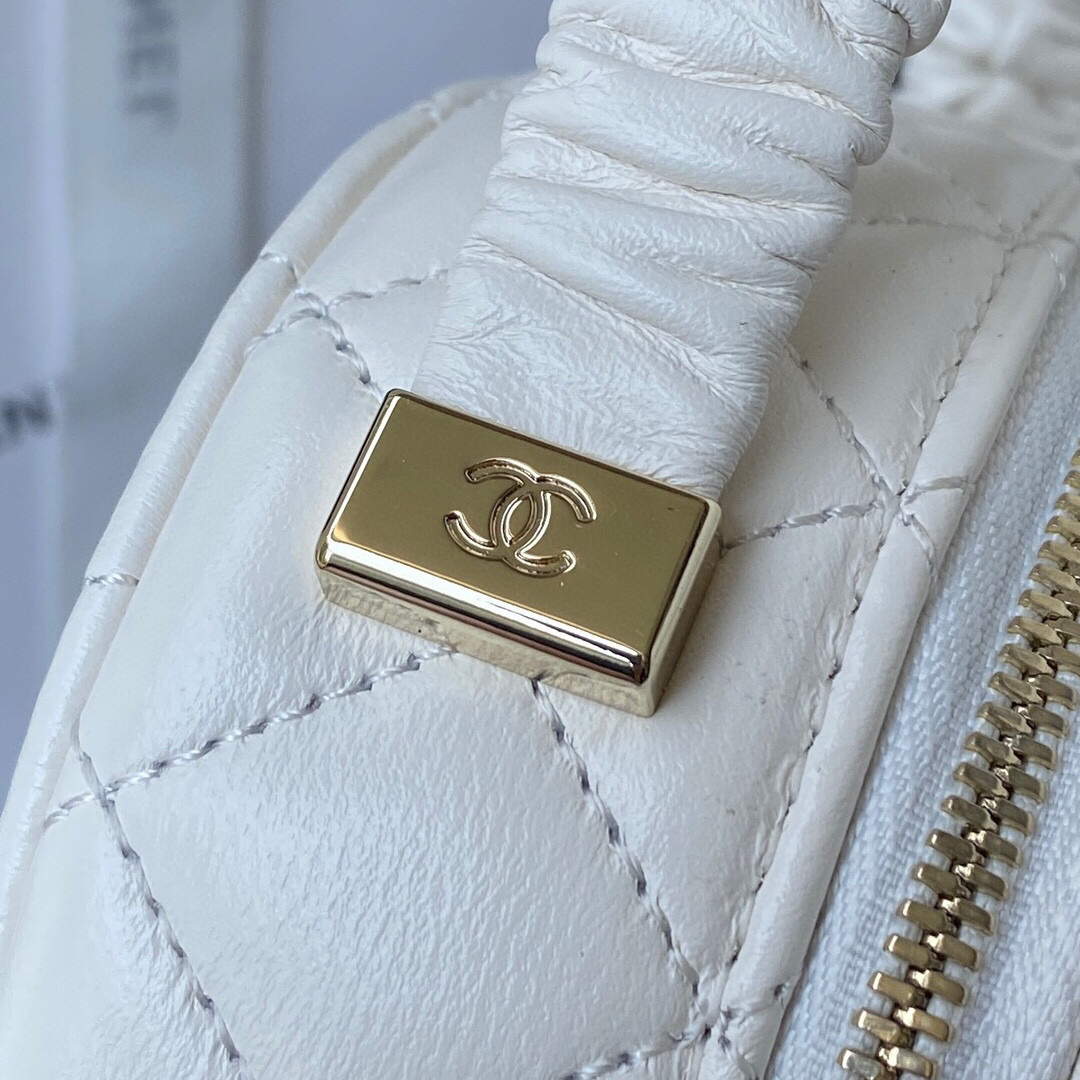 Chanel Vanity Case Shiny Lambskin Gold AP2731 White - Default Title - View 6