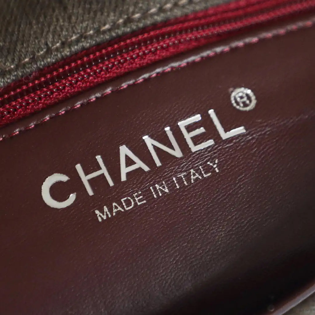 Chanel Vintage Large Mini Flap Dallas Exclusive Badge Shearling White