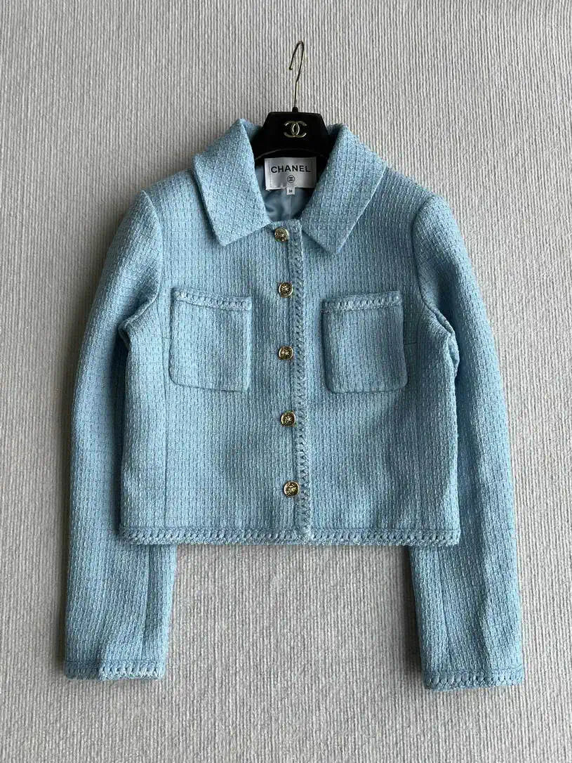 Chanel Women Blue tweed jacket and skirt set C62324