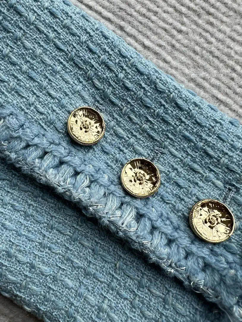 Chanel Women Blue tweed jacket and skirt set C62324