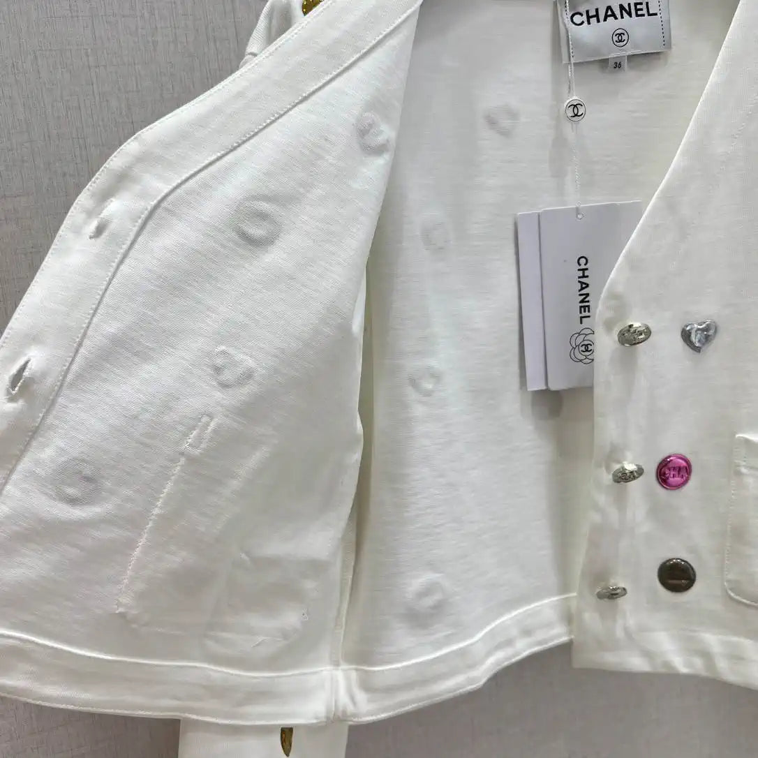 Chanel Women Cropped jacket with double C metal badget C62332