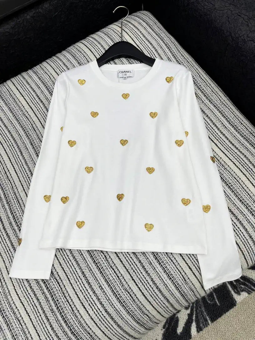 Chanel Women Double C metal badge long-sleeved T-shirt  C62333