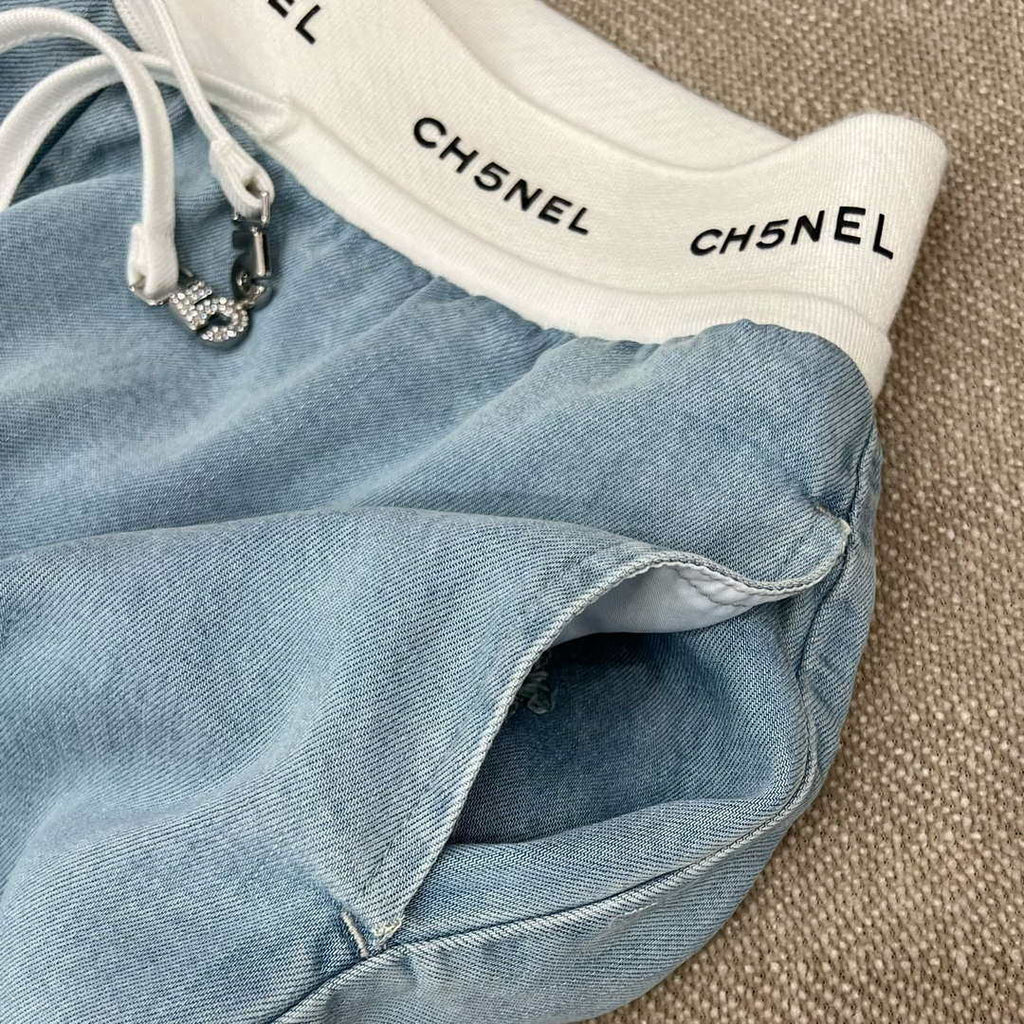 Chanel Women Fashion Contrast color drawstring Tencel denim wide-leg pants Jeans C58800