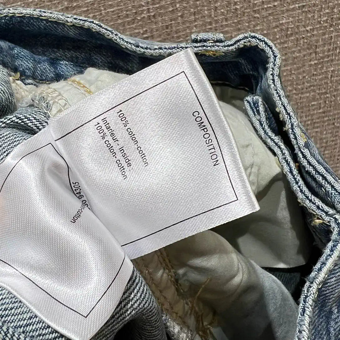 Chanel Women Fashion Jeans with embroidered logo Jeans C58811