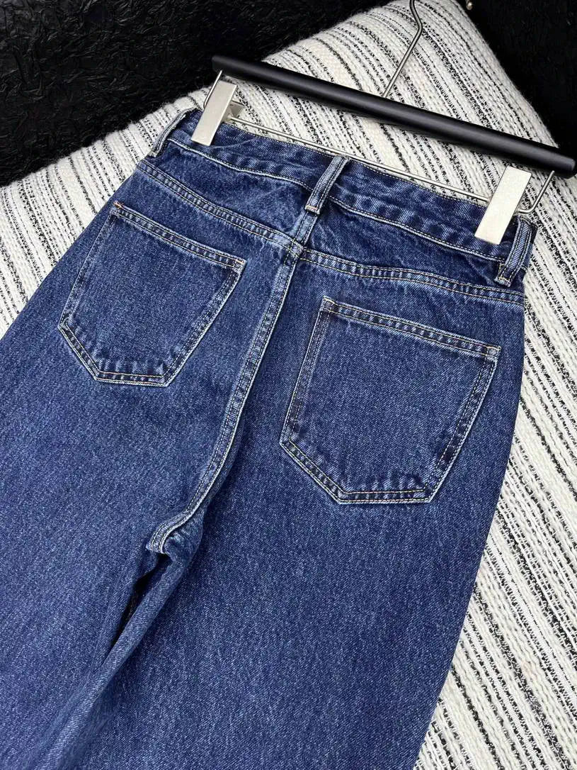 Chanel Women Fashion Jeans with embroidered logo Jeans C58812