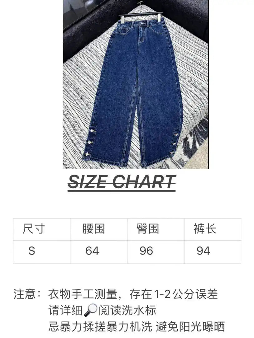 Chanel Women Fashion Jeans with embroidered logo Jeans C58812