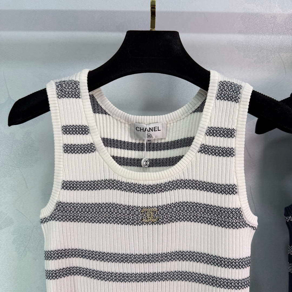 Chanel Women Fashion Knitted T-shirt Vest C81104