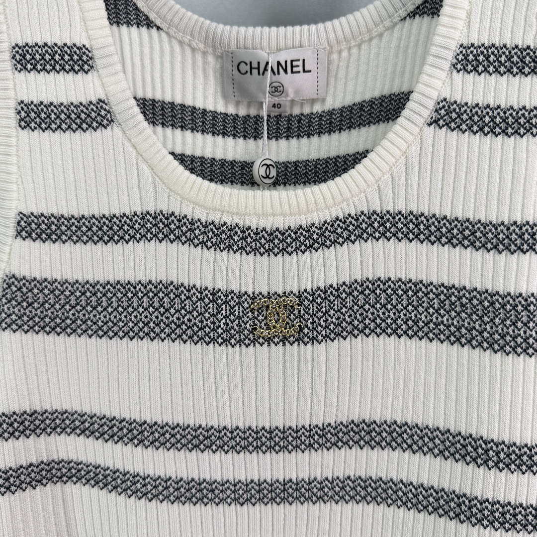 Chanel Women Fashion Knitted T-shirt Vest C81104