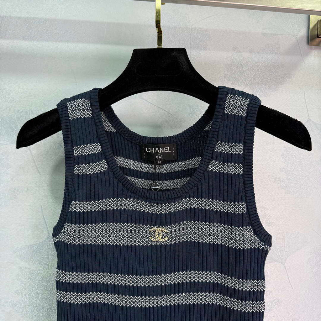 Chanel Women Fashion Knitted T-shirt Vest C81104