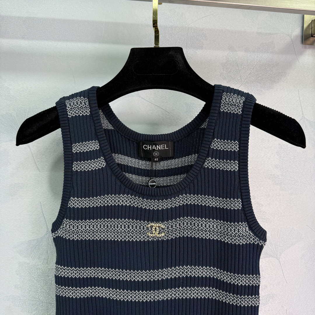 Chanel Women Fashion Knitted T-shirt Vest C81104