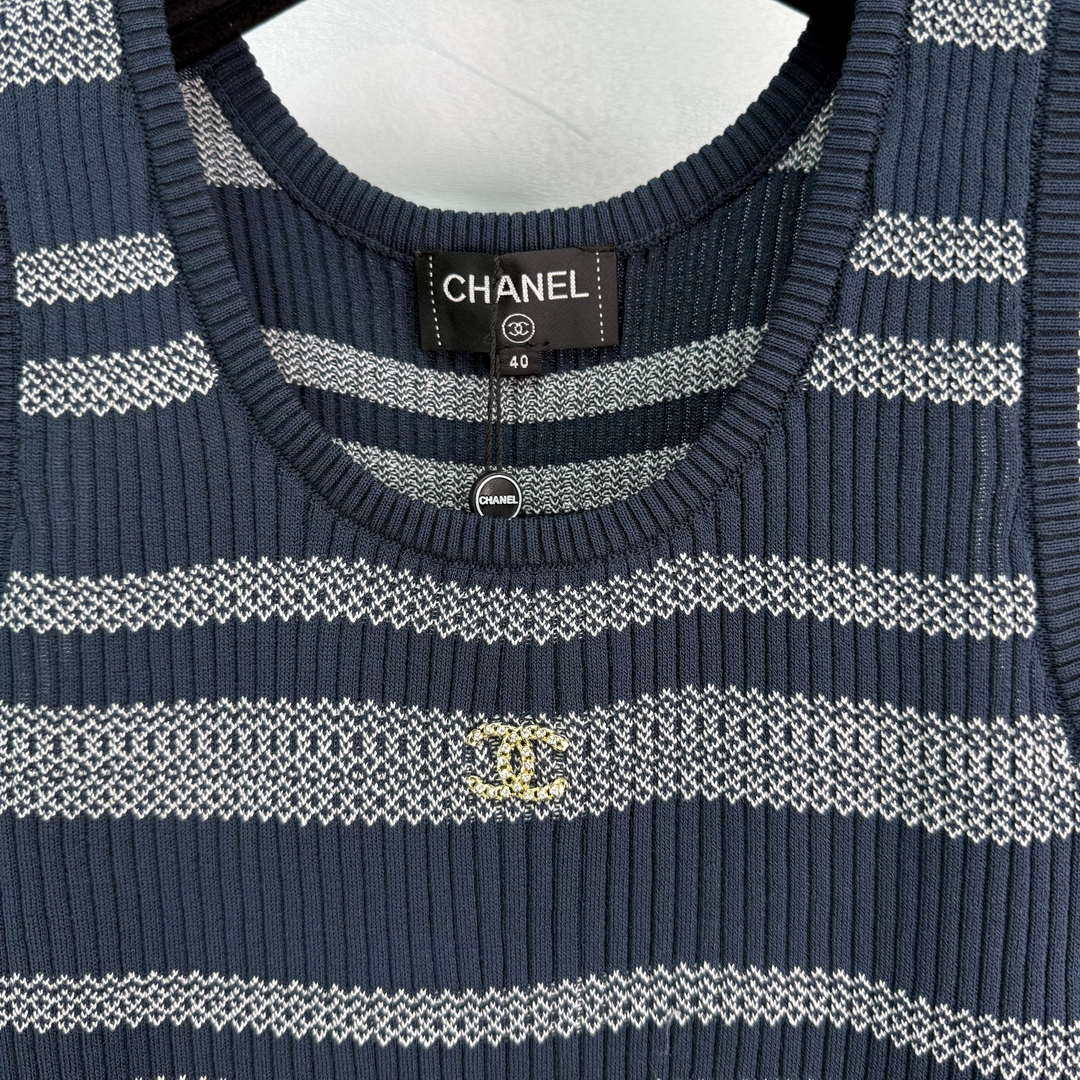 Chanel Women Fashion Knitted T-shirt Vest C81104