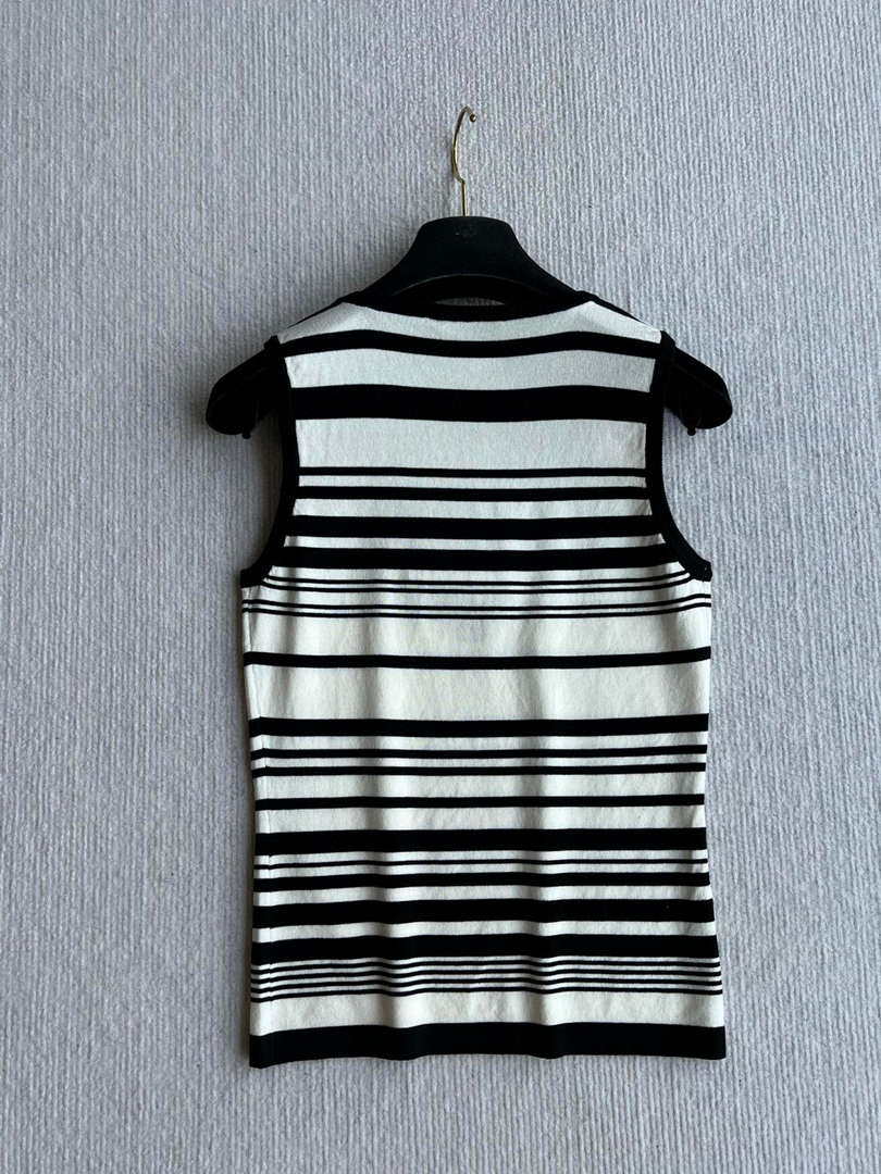 Chanel Women Fashion Knitted T-shirt Vest C81115