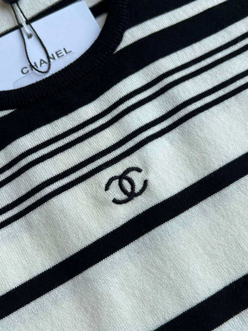 Chanel Women Fashion Knitted T-shirt Vest C81115