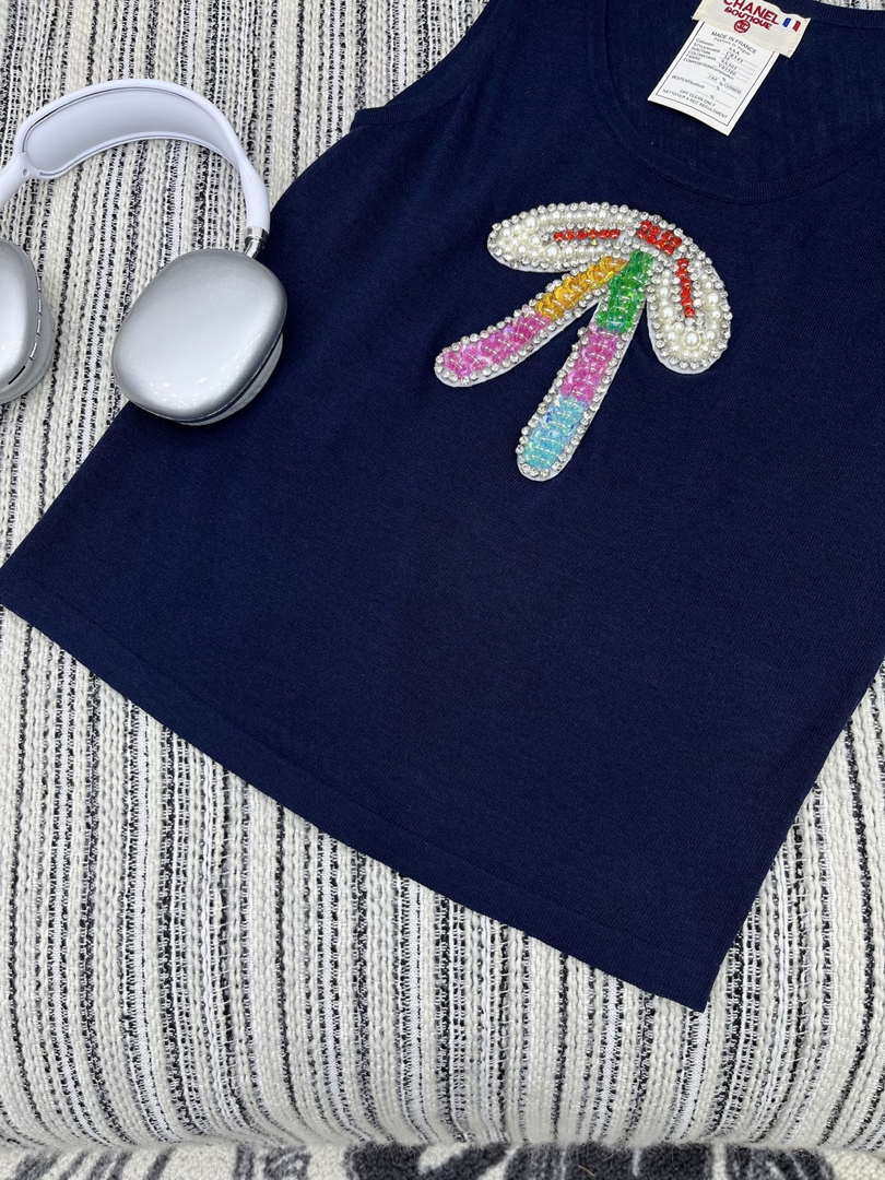 Chanel Women Fashion Knitted T-shirt Vest C81108