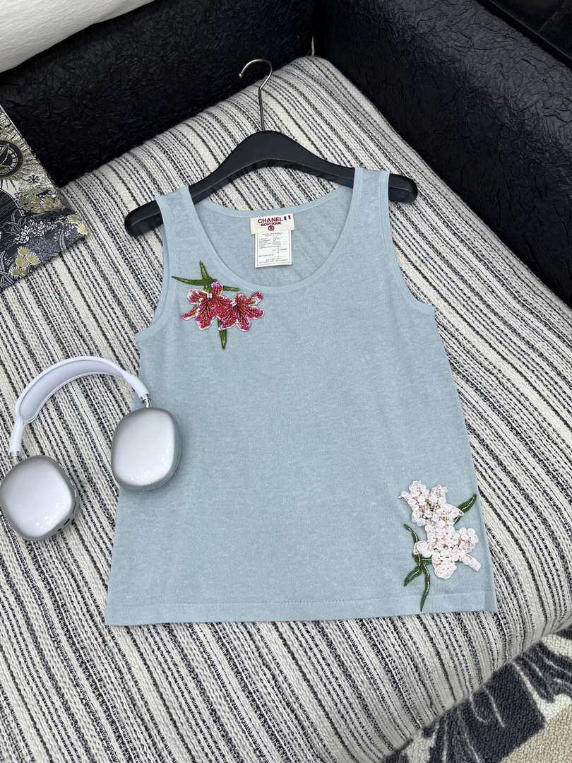Chanel Women Fashion Knitted T-shirt Vest C81109