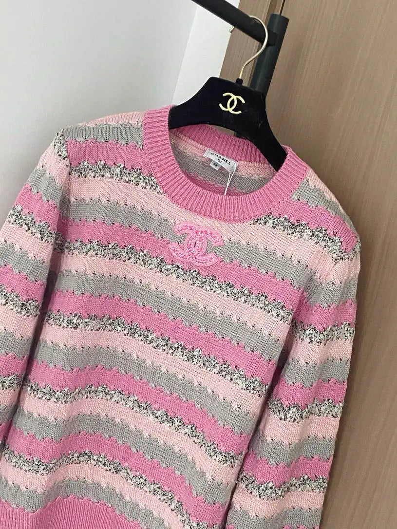 Chanel Women Long-sleeved cashmere Sweater CC69205