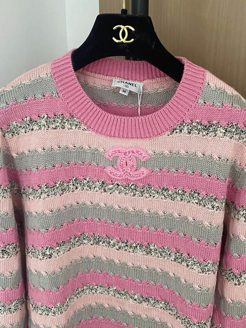 Chanel Women Long-sleeved cashmere Sweater CC69205