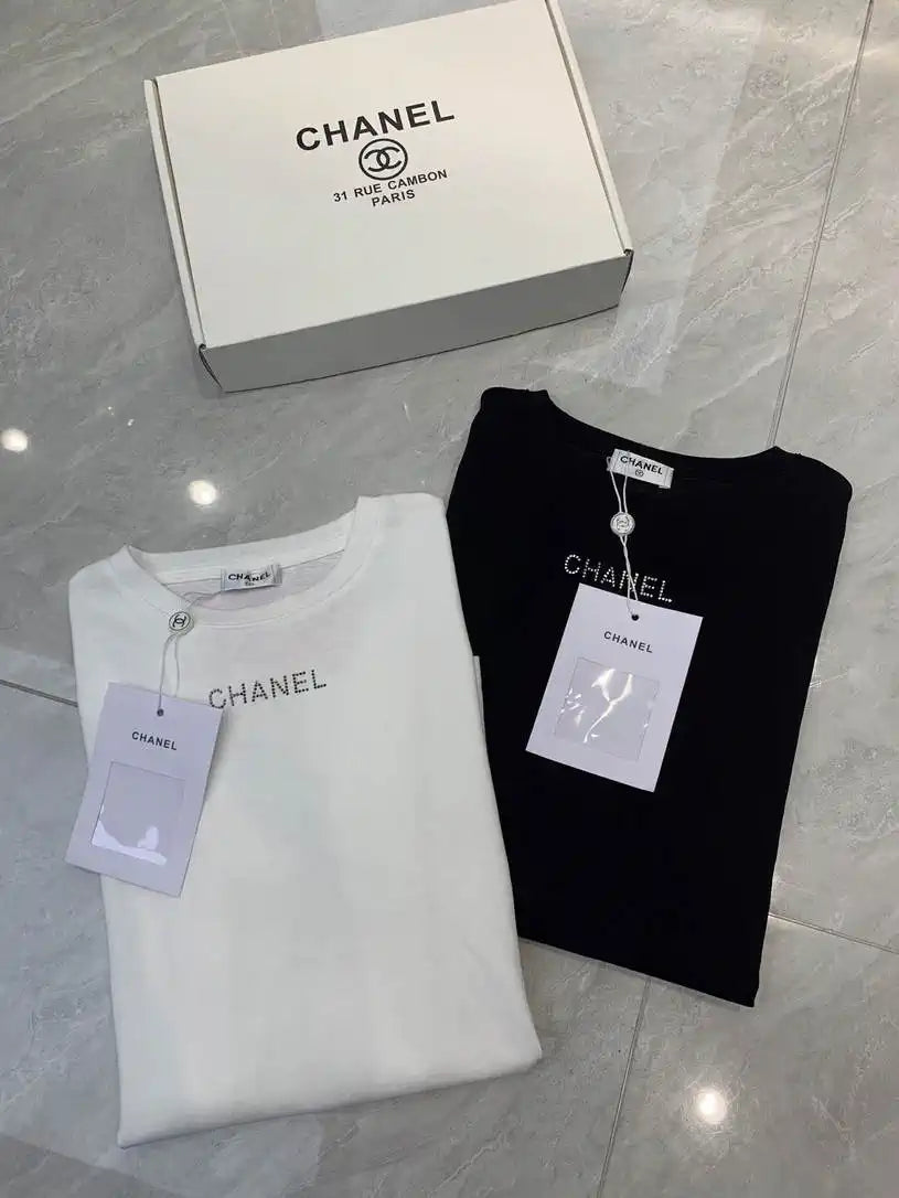 Chanel Women Long-sleeved T-shirt with pink cuffs  CC69212