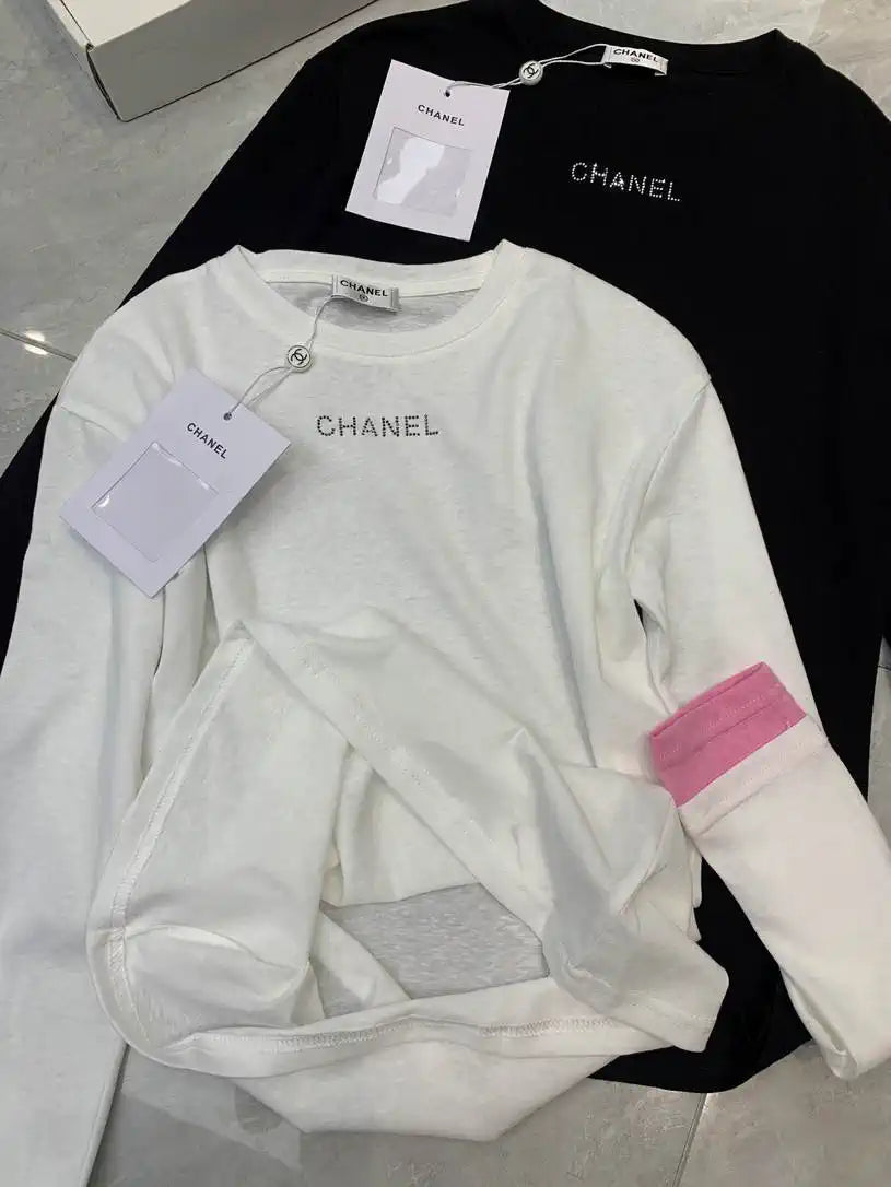Chanel Women Long-sleeved T-shirt with pink cuffs  CC69212