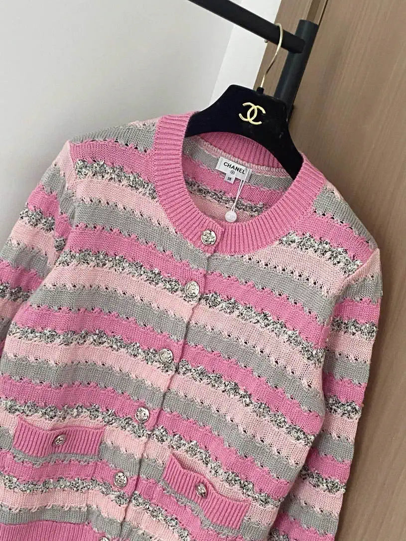 Chanel Women Round Cardigan Sweater CC69204