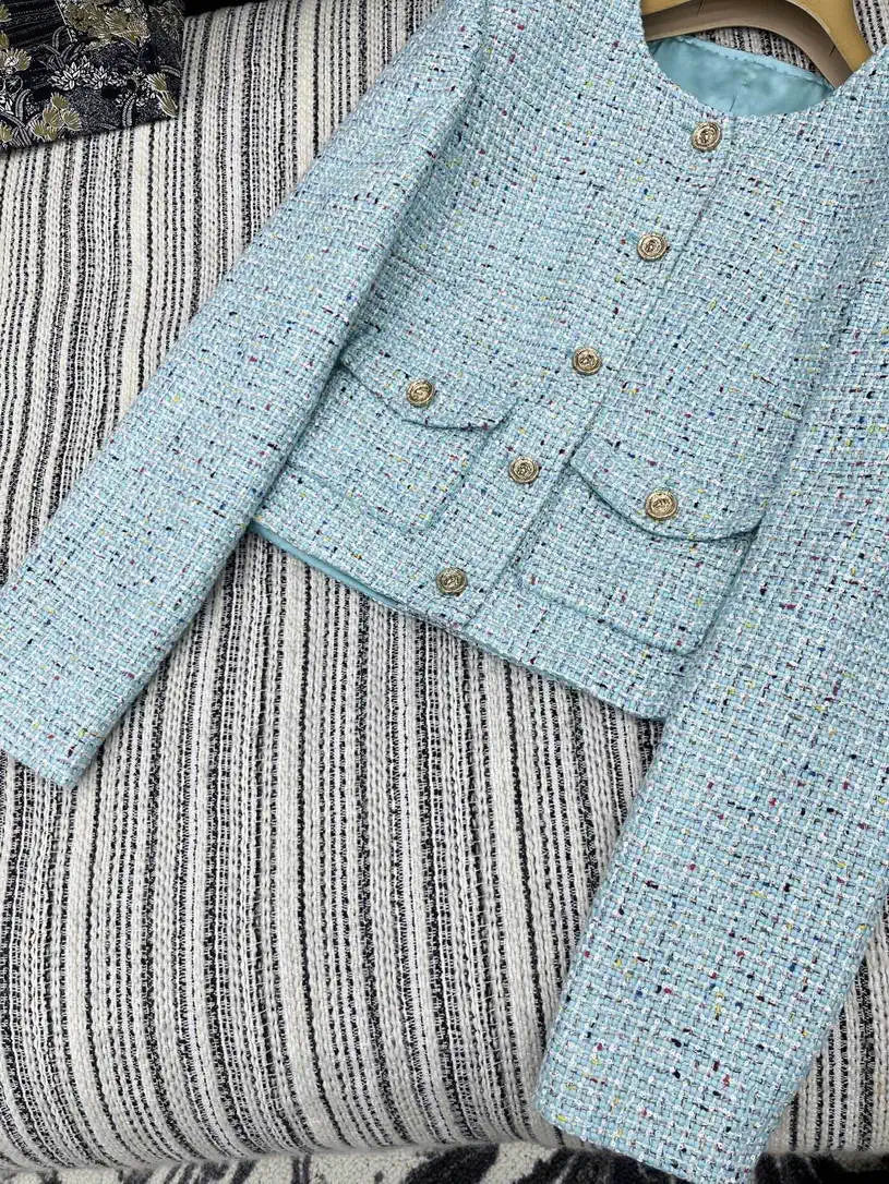 Chanel Women Sequined tweed crew neck jacket C62317