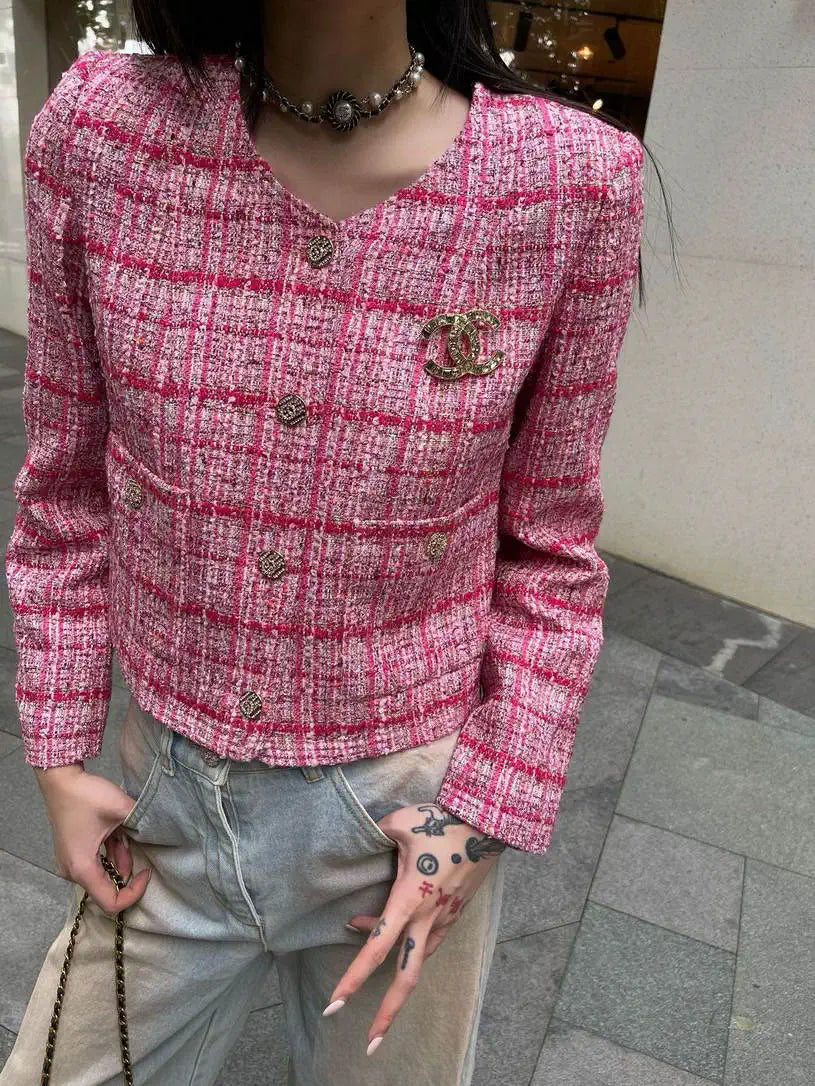 Chanel Women Tweed Rose and pink plaid  jacket C62327