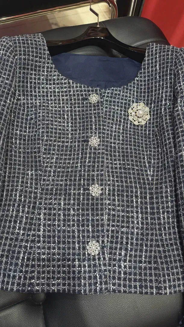 Chanel Women Tweed Thin fabric with ostrich feathers jacket C62329