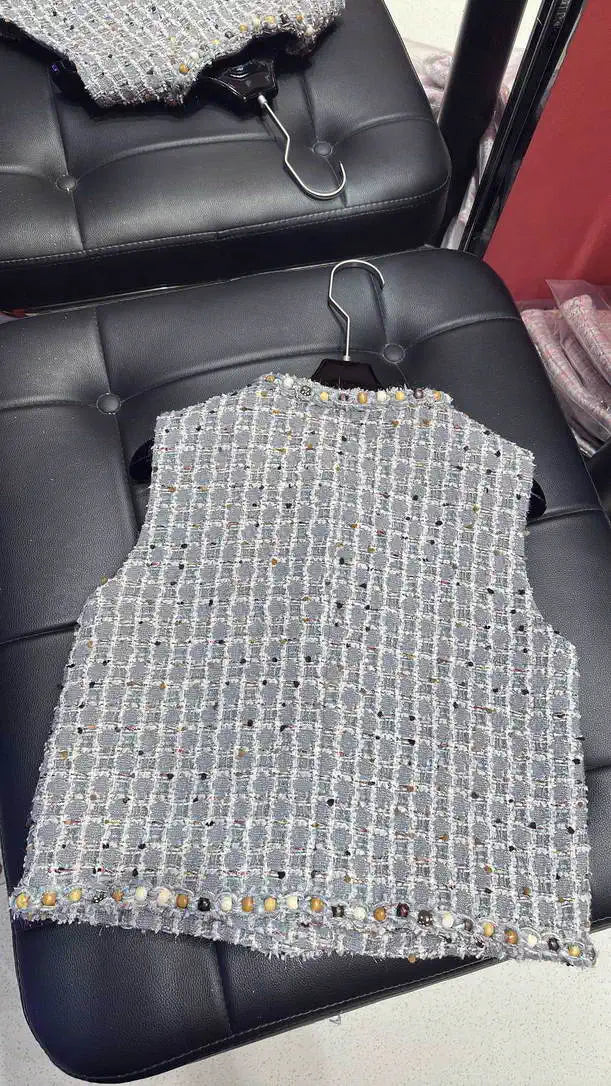 Chanel Women Tweed vest jacket C62331