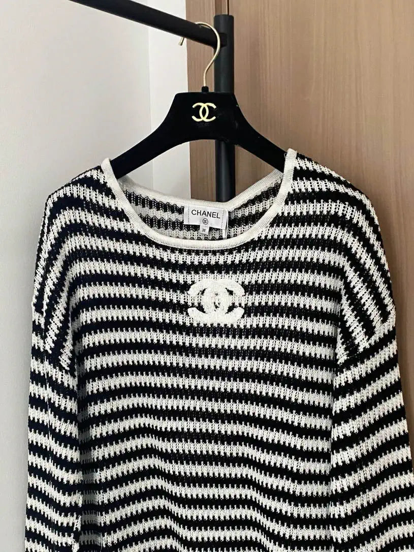 Chanel Women Two-color striped long sleeves Sweater CC69213