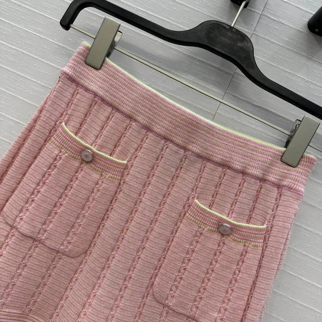 Chanel Women White Moonlight Pink Knitted Skirt C81202
